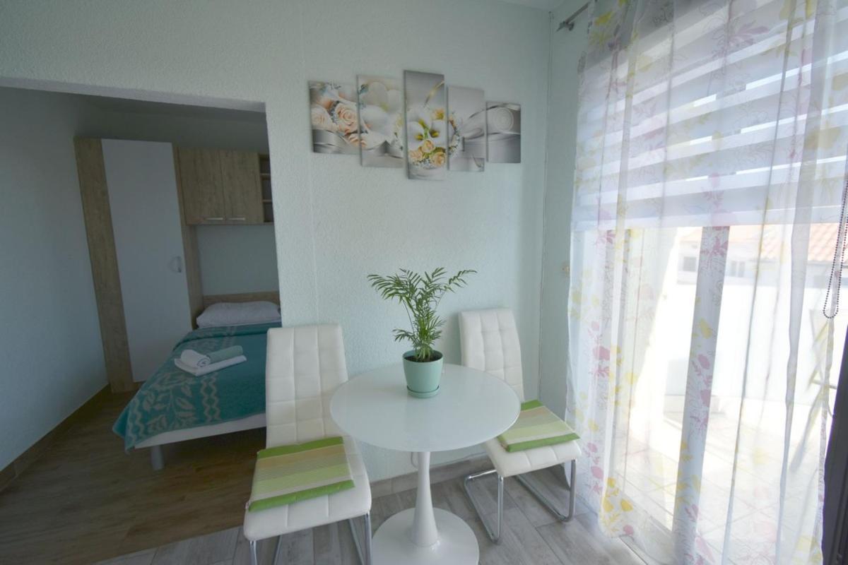 Denjak Apartments Kornić المظهر الخارجي الصورة